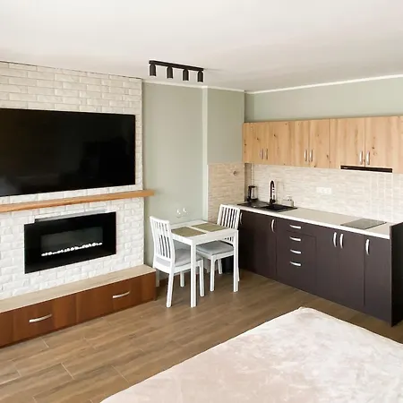 Deluxe 200m From Road Apartament *