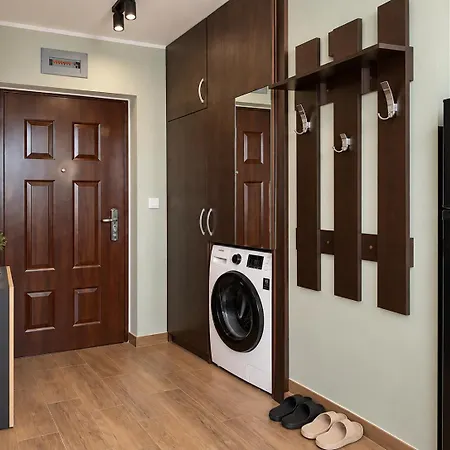 Deluxe Studio Near Ski Road Mountain View&Free Underground Parking Апартамент *