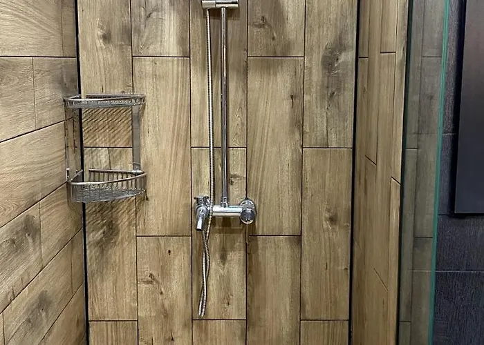 Apartment Deluxe 200m From Road *