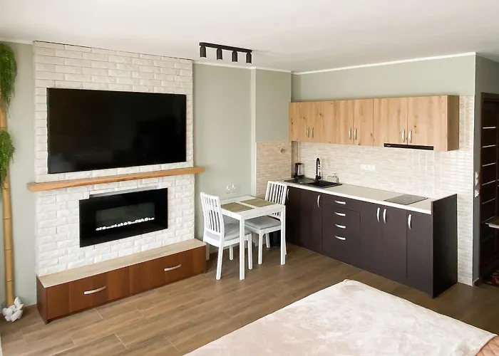 Deluxe 200m From Road Apartment *