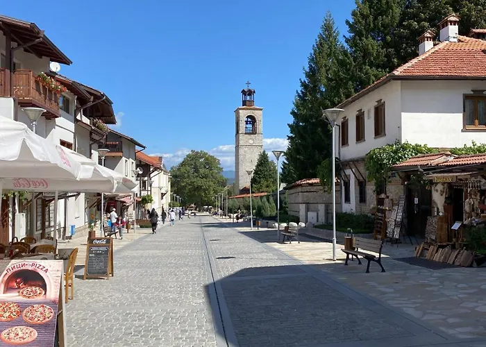 Deluxe 200m From Road